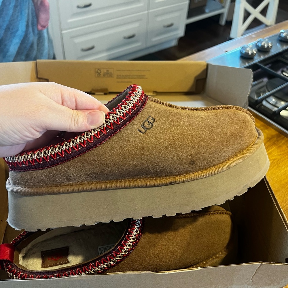 Size 10 UGG